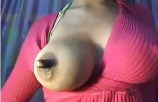 XXX Ragazza asiatica lesbiche mature e pelose con bel culo