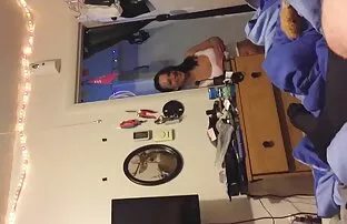 XXX Qualcuno su una mature donne pelose grande chiacchierata